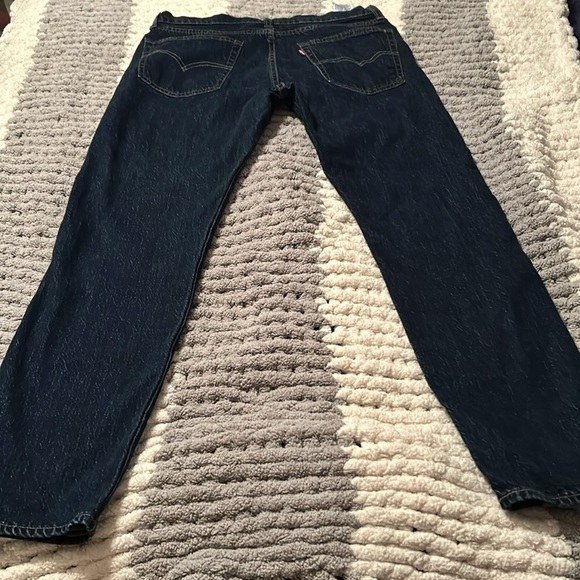 Mens Levi’s 33x30 Jeans - Picture 2 of 4